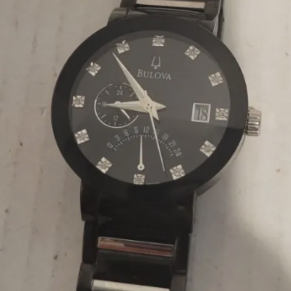 💎BULOVA FUTURO••Black watch!💎